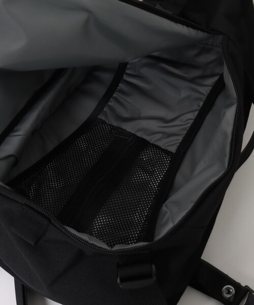 THE NORTH FACE(ザノースフェイス)の「【THE NORTH FACE/ザ ノースフェイス】リープスリング(ボディバッグ/ウエストポーチ・メンズ・ホワイト/ブラック/レッド・FREE)」の18枚目の写真