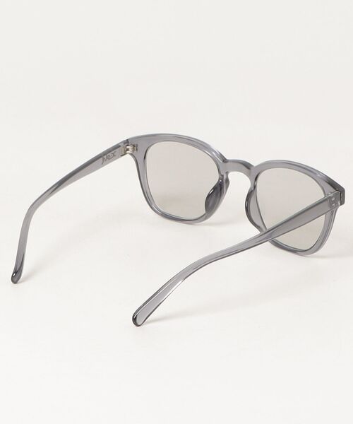 X-girl（エックスガール）の「CLASSIC WELLINGTON SUNGLASSES（サングラス・レディース・ブラック/グレー・ONE SIZE）」の10枚目の写真