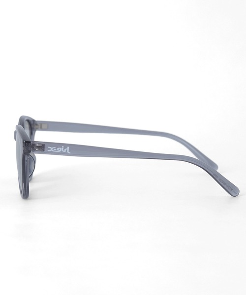 X-girl（エックスガール）の「CLASSIC WELLINGTON SUNGLASSES（サングラス・レディース・ブラック/グレー・ONE SIZE）」の5枚目の写真