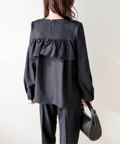 AMELY(エミリー)の「バックフリルブラウス&パンツ セットアップ(セットアップ・レディース・ベージュ/ネイビー/ベージュ系その他・L/M)」の12枚目の写真
