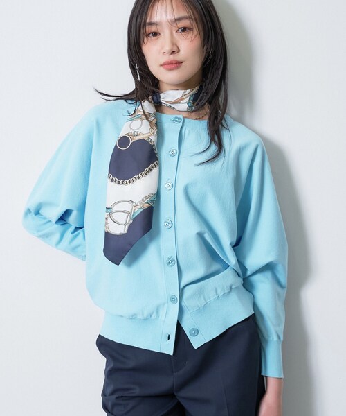 INDIVI（インディヴィ）の「【洗える／前後2WAY／アンサンブル可能】ドルマンスリーブカーディガン（カーディガン/ボレロ・レディース・ブラック/ブルー/ホワイト/ピンク系・13/15 /19/38）」の3枚目の写真