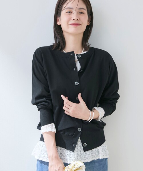 INDIVI（インディヴィ）の「【洗える／前後2WAY／アンサンブル可能】ドルマンスリーブカーディガン（カーディガン/ボレロ・レディース・ブラック/ブルー/ホワイト/ピンク系・13/15 /19/38）」の2枚目の写真