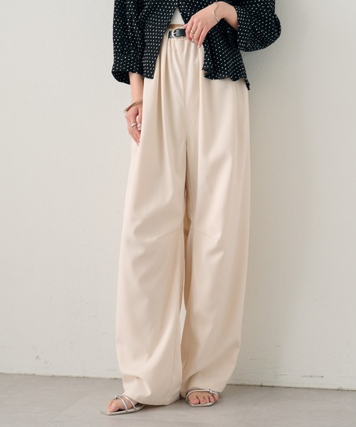 mystic(ミスティック)の「ベルト付きボリュームスラックス(スラックス・レディース・ブラック/アイボリー/グレー・0/2/1)」の2枚目の写真