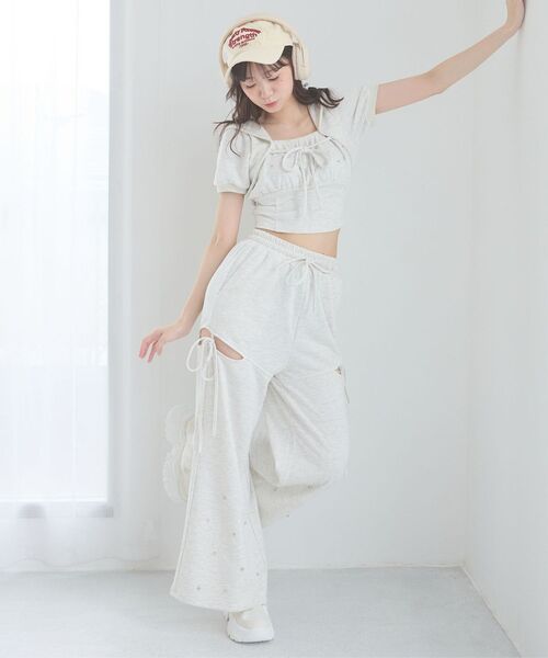 MAJESTIC LEGON（マジェスティックレゴン）の「スリット入りキラキラスウェットパンツ（スウェットパンツ・レディース・グレー/ピンクベージュ/アイボリー/オートミール・MEDIUM/SMALL）」の3枚目の写真