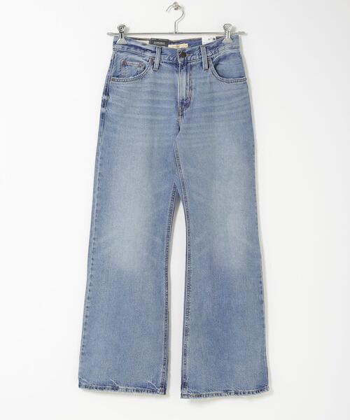 Levi’s MADE＆CRAFTED（リーバイスメードアンドクラフテッド）の「LEVI’S　LOOSE BOOT（デニムパンツ・レディース・インディゴブルー・25/26/27）」の2枚目の写真