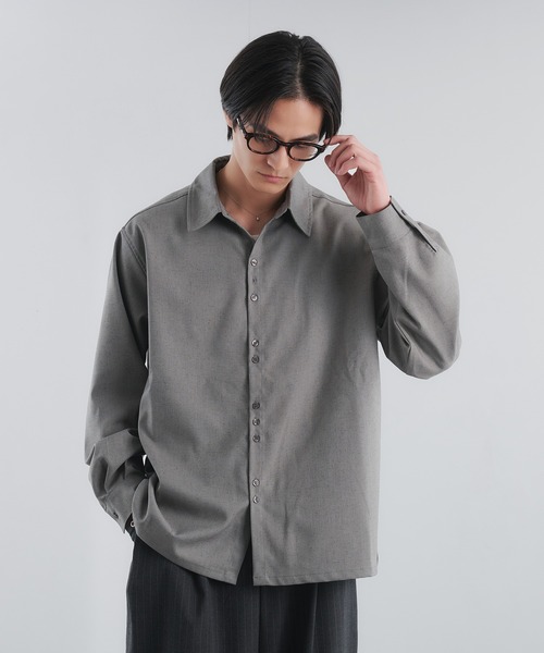 Adoon plain（アドーンプレーン）の「RAFFINEL LINEN-BLEND MULTI -BUTTON SHIRT / ラフィネルリネンブレンドマルチボタンシャツ（シャツ/ブラウス・メンズ・ブラック/ライトグレー/ブルー・LARGE/MEDIUM）」の18枚目の写真