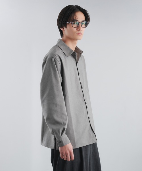 Adoon plain（アドーンプレーン）の「RAFFINEL LINEN-BLEND MULTI -BUTTON SHIRT / ラフィネルリネンブレンドマルチボタンシャツ（シャツ/ブラウス・メンズ・ブラック/ライトグレー/ブルー・LARGE/MEDIUM）」の21枚目の写真