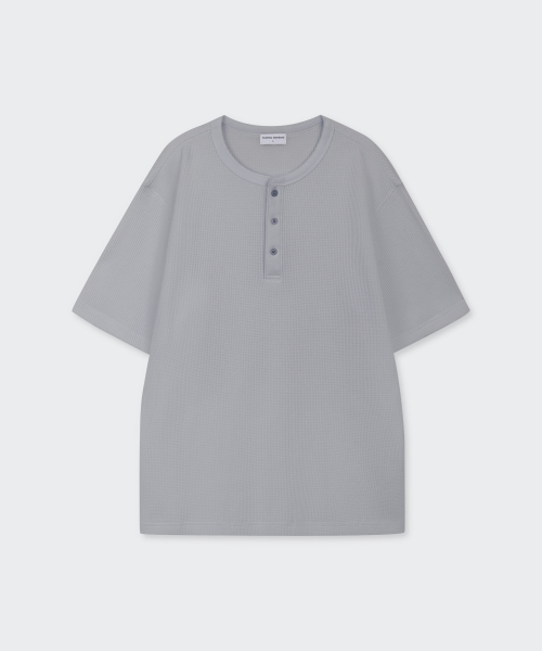 MUSINSA STANDARD（ムシンサスタンダード）の「ワッフルヘンリーネックTシャツ[ミディアムグレー]（Tシャツ/カットソー・メンズ・その他・2XL/3XL/MEDIUM/LARGE/X-LARGE/SMALL）」の5枚目の写真