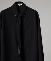 REGIEVO（レジエボ）の「REGIEVO ラインストーンタイ付きシャツ 長袖（シャツ/ブラウス）」