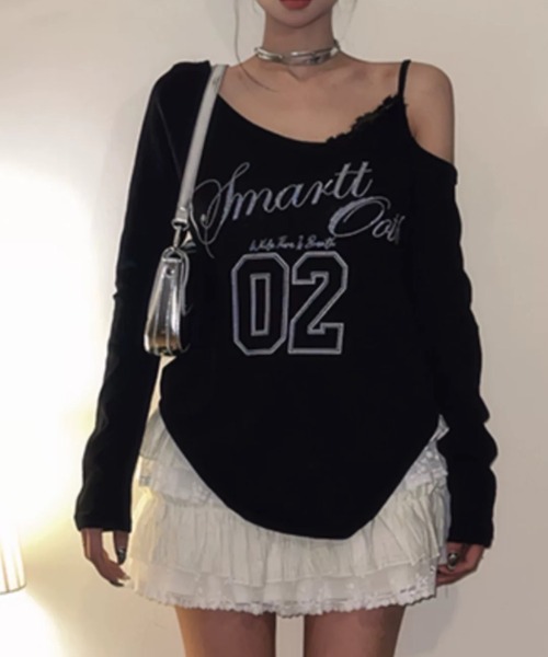 ViViDAY(ビビデー)の「フロント英字プリント レースキャミイン レイヤード風透けロンT(Tシャツ/カットソー・レディース・ブラック/ホワイト・M)」の2枚目の写真
