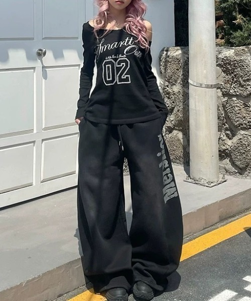 ViViDAY(ビビデー)の「フロント英字プリント レースキャミイン レイヤード風透けロンT(Tシャツ/カットソー・レディース・ブラック/ホワイト・M)」の6枚目の写真