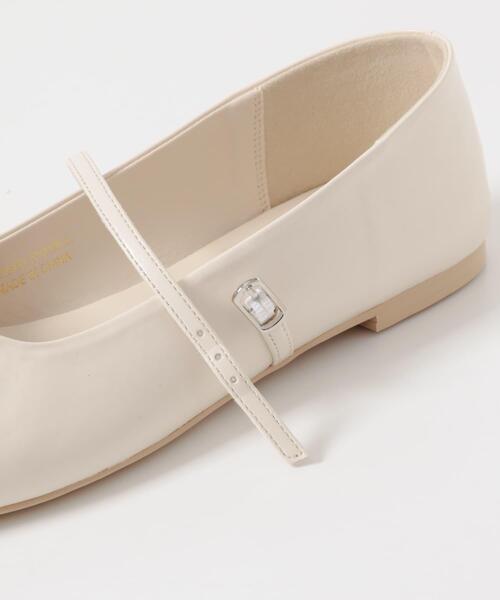 SENSE OF PLACE by URBAN RESEARCH（センスオブプレイスバイアーバンリサーチ）の「『抗菌/消臭』ギャザーフラットパンプス（パンプス・レディース・ブラック/アイボリー・MEDIUM/SMALL/LARGE）」の16枚目の写真