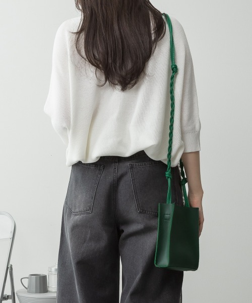aity(アイティ)の「M-5L 前後2way 畦編みルーズセーター(ニット/セーター・レディース・ネイビー/オフホワイト/グレイッシュベージュ/ライトグレー/ブラック・4L~5L/LL~3L/M~L)」の9枚目の写真
