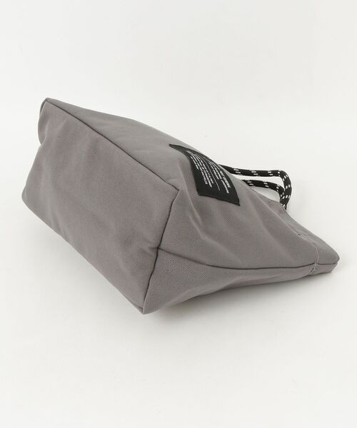 POST GENERAL（ポストジェネラル）の「POST GENERAL ポストジェネラル THE LUNCH COOLER TOTE ザ ランチクーラートート（トートバッグ・メンズ・グレー/ブラック/オリーブ/ネイビー・FREE）」の12枚目の写真