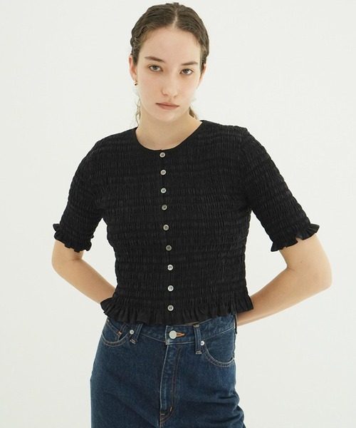 CLANE(クラネ)の「SHIRRING HALF SLEEVE BLOUSE(シャツ/ブラウス・レディース・アイボリー/ブラック・1/2)」の2枚目の写真