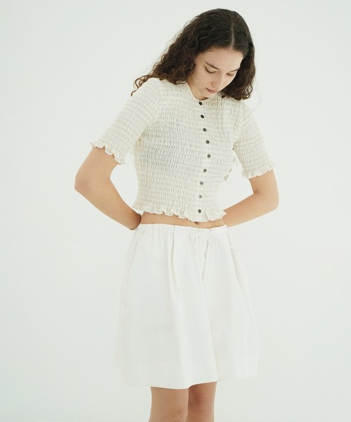 CLANE(クラネ)の「SHIRRING HALF SLEEVE BLOUSE(シャツ/ブラウス・レディース・アイボリー/ブラック・1/2)」の5枚目の写真
