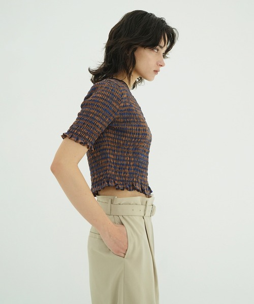 CLANE(クラネ)の「SHIRRING HALF SLEEVE BLOUSE(シャツ/ブラウス・レディース・アイボリー/ブラック・1/2)」の18枚目の写真