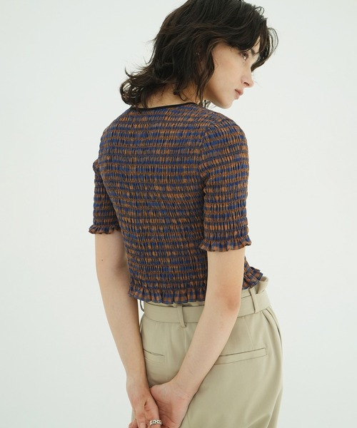 CLANE(クラネ)の「SHIRRING HALF SLEEVE BLOUSE(シャツ/ブラウス・レディース・アイボリー/ブラック・1/2)」の19枚目の写真