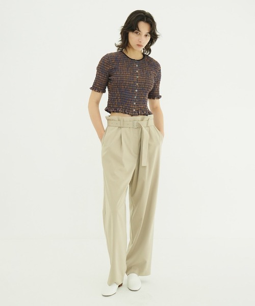 CLANE(クラネ)の「SHIRRING HALF SLEEVE BLOUSE(シャツ/ブラウス・レディース・アイボリー/ブラック・1/2)」の20枚目の写真