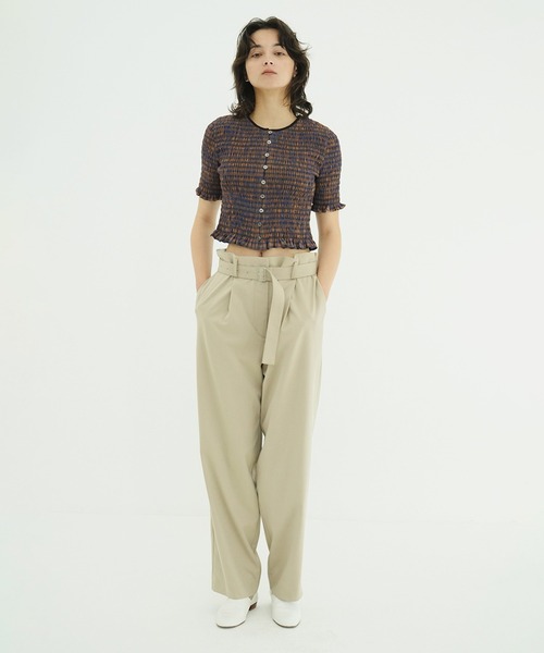 CLANE(クラネ)の「SHIRRING HALF SLEEVE BLOUSE(シャツ/ブラウス・レディース・アイボリー/ブラック・1/2)」の21枚目の写真
