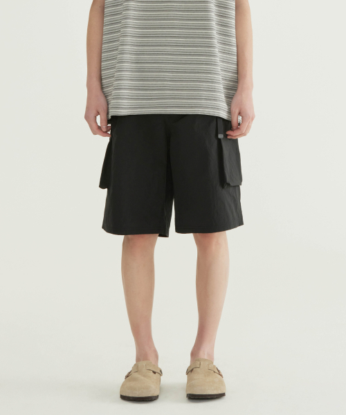 COVERNAT(カバーナット)の「バミューダカーゴナイロンショーツブラック(その他パンツ・メンズ・その他・X-SMALL/SMALL/MEDIUM/LARGE/X-LARGE/XX-LARGE)」の1枚目の写真