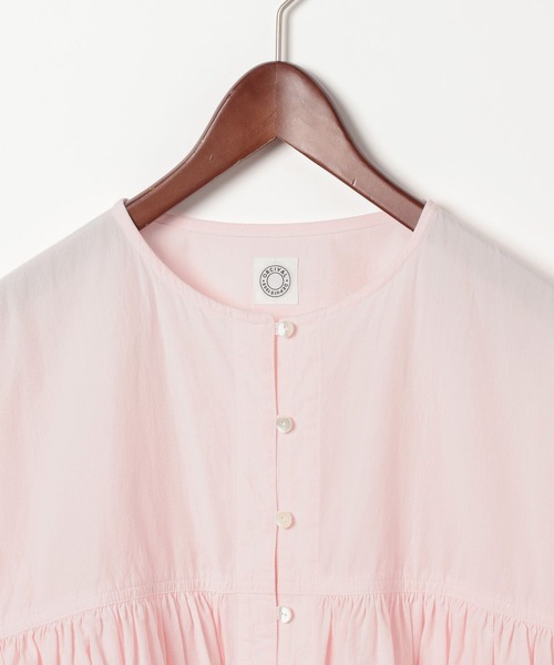 ORCIVAL（オーシバル）の「【ORCIVAL(オーシバル)】ギャザーロングスリーブブラウス（シャツ/ブラウス・レディース・ブラック/ピンク・FREE）」の4枚目の写真