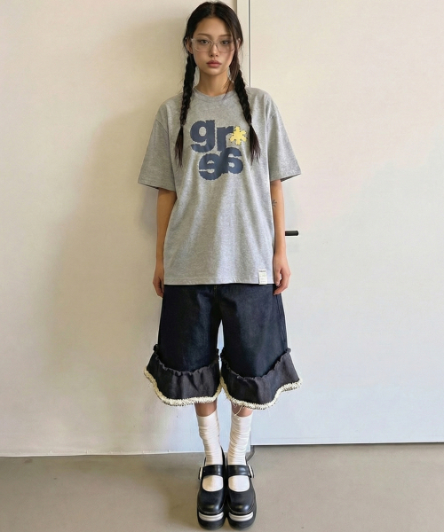 GRAVER（グレーバー）の「[ユニセックス]GRAE-S パステル半袖Tシャツ_3カラー（Tシャツ/カットソー・レディース・ブラック/チャコールグレー/ホワイト・LARGE/MEDIUM/SMALL）」の5枚目の写真