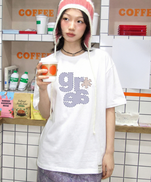 GRAVER（グレーバー）の「[ユニセックス]GRAE-S パステル半袖Tシャツ_3カラー（Tシャツ/カットソー・レディース・ブラック/チャコールグレー/ホワイト・LARGE/MEDIUM/SMALL）」の7枚目の写真