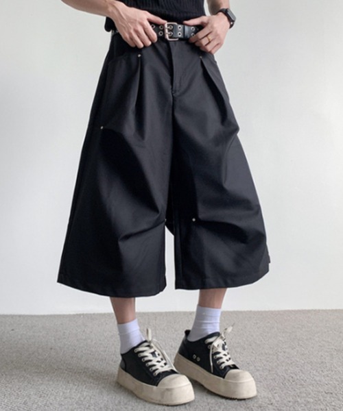 link lot（リンクロット）の「【バックゴム】リベットデザインクロップド変形スラックス（スラックス・メンズ・グレー/ブラック・L/M）」の2枚目の写真