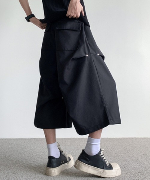 link lot（リンクロット）の「【バックゴム】リベットデザインクロップド変形スラックス（スラックス・メンズ・グレー/ブラック・L/M）」の6枚目の写真