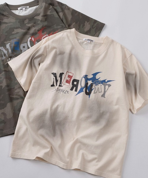 SlashDate(スラッシュデイト)の「【82】ピグメント加工 カモフラ柄 ロゴプリント ショート丈 クルーネックTシャツ/ユニセックス/レディース/メンズ(Tシャツ/カットソー・メンズ・ブラック/アイボリー/カーキ・M/L)」の2枚目の写真