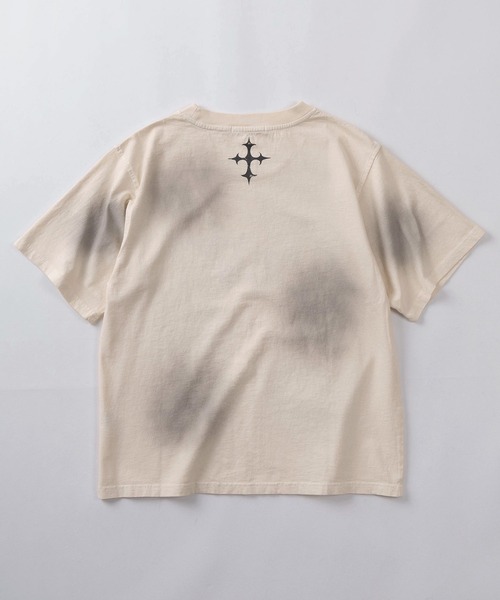 SlashDate(スラッシュデイト)の「【82】ピグメント加工 カモフラ柄 ロゴプリント ショート丈 クルーネックTシャツ/ユニセックス/レディース/メンズ(Tシャツ/カットソー・メンズ・ブラック/アイボリー/カーキ・M/L)」の10枚目の写真