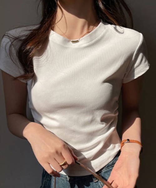 mielu(ミエル)の「ベーシックタイトTシャツ(Tシャツ/カットソー・レディース・ホワイト/ブラック/グレー/ダークグレー・LARGE/MEDIUM)」の7枚目の写真