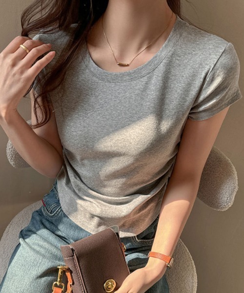 mielu(ミエル)の「ベーシックタイトTシャツ(Tシャツ/カットソー・レディース・ホワイト/ブラック/グレー/ダークグレー・LARGE/MEDIUM)」の13枚目の写真