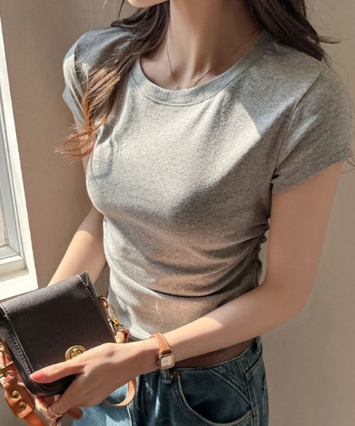 mielu(ミエル)の「ベーシックタイトTシャツ(Tシャツ/カットソー・レディース・ホワイト/ブラック/グレー/ダークグレー・LARGE/MEDIUM)」の14枚目の写真