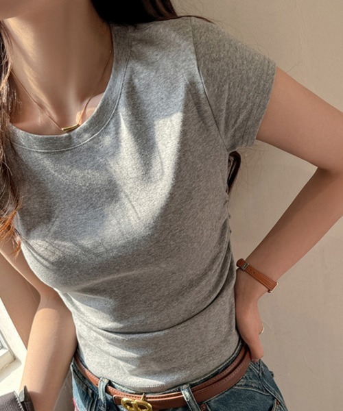 mielu(ミエル)の「ベーシックタイトTシャツ(Tシャツ/カットソー・レディース・ホワイト/ブラック/グレー/ダークグレー・LARGE/MEDIUM)」の15枚目の写真