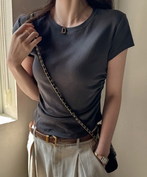 mielu(ミエル)の「ベーシックタイトTシャツ(Tシャツ/カットソー・レディース・ホワイト/ブラック/グレー/ダークグレー・LARGE/MEDIUM)」の16枚目の写真