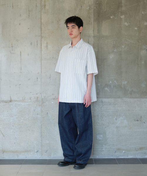 HORLISUN(ホーリーサン)の「Joshua Chambray Stripe Shirt Ecru(シャツ/ブラウス・メンズ・その他・LARGE/MEDIUM/SMALL)」の6枚目の写真