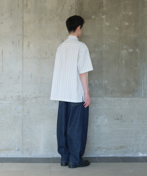 HORLISUN(ホーリーサン)の「Joshua Chambray Stripe Shirt Ecru(シャツ/ブラウス・メンズ・その他・LARGE/MEDIUM/SMALL)」の8枚目の写真