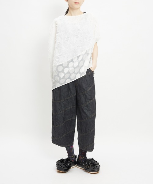 gomme(ゴム)の「フラワーコクーンブラウス(シャツ/ブラウス・レディース・ブラック/アイボリー・MEDIUM)」の7枚目の写真