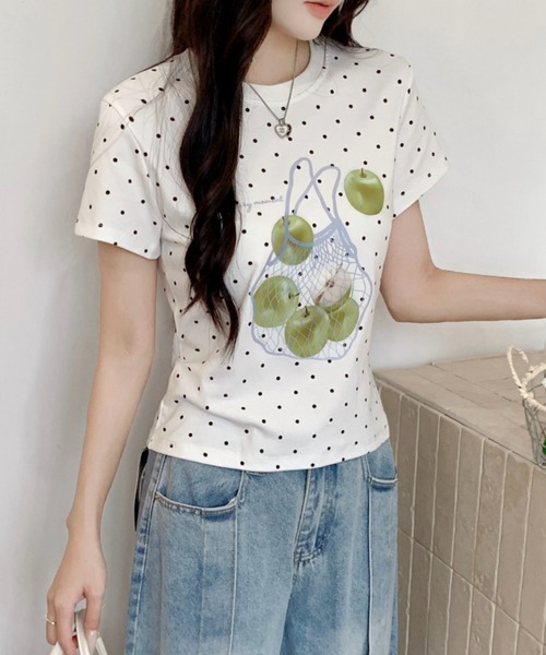Sibra(シブラ)の「アップルプリントドット柄コンパクトTシャツ(Tシャツ/カットソー・レディース・ネイビー/イエロー/グリーン/ホワイト・M)」の11枚目の写真