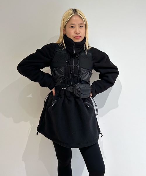 HOLIDAY（ホリデイ）の「CLASSIC FLEECE ANORAK DRESS クラシックフリースアノラックドレス（その他アウター・レディース・グレー/ブラック・ONE SIZE）」の4枚目の写真