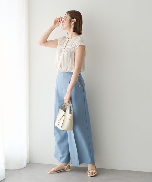 YECCA VECCA(イェッカヴェッカ)の「【接触冷感】フレンチスリーブギャザーブラウス(シャツ/ブラウス・レディース・オフホワイト/イエロー/ネイビー/ストライプ・FREE)」の6枚目の写真