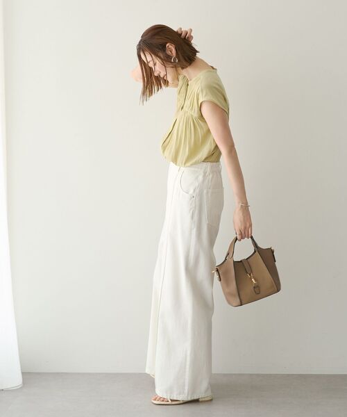 YECCA VECCA(イェッカヴェッカ)の「【接触冷感】フレンチスリーブギャザーブラウス(シャツ/ブラウス・レディース・オフホワイト/イエロー/ネイビー/ストライプ・FREE)」の14枚目の写真