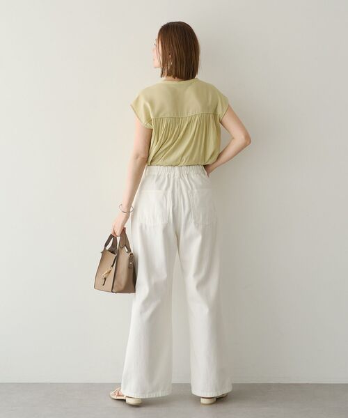 YECCA VECCA(イェッカヴェッカ)の「【接触冷感】フレンチスリーブギャザーブラウス(シャツ/ブラウス・レディース・オフホワイト/イエロー/ネイビー/ストライプ・FREE)」の15枚目の写真