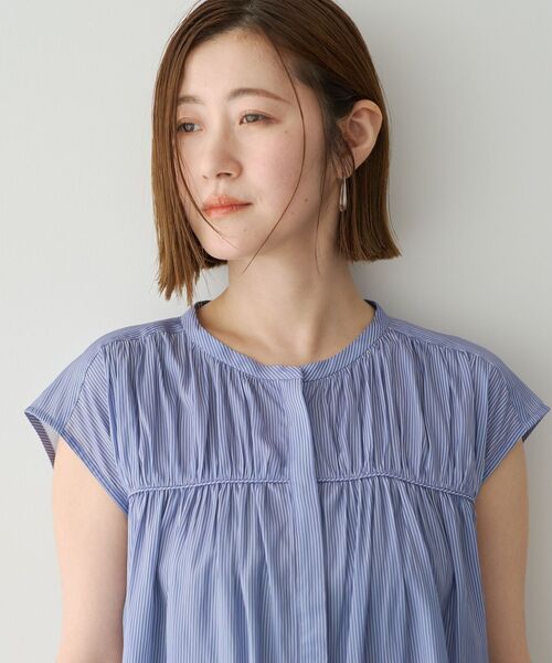 YECCA VECCA(イェッカヴェッカ)の「【接触冷感】フレンチスリーブギャザーブラウス(シャツ/ブラウス・レディース・オフホワイト/イエロー/ネイビー/ストライプ・FREE)」の18枚目の写真