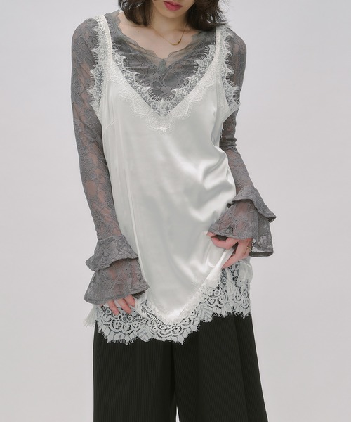 Ezick(エジック)の「Lace trim satin camisole/レースサテンキャミソール(キャミソール・レディース・ブラック/オフホワイト・FREE)」の2枚目の写真