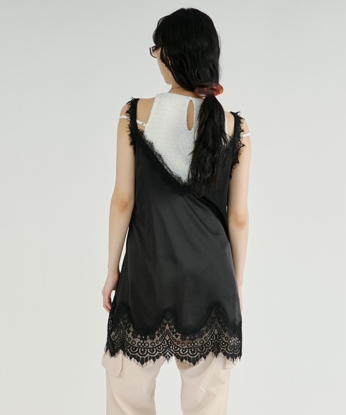Ezick(エジック)の「Lace trim satin camisole/レースサテンキャミソール(キャミソール・レディース・ブラック/オフホワイト・FREE)」の20枚目の写真