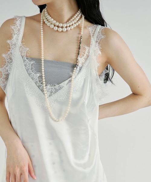 Ezick(エジック)の「Lace trim satin camisole/レースサテンキャミソール(キャミソール・レディース・ブラック/オフホワイト・FREE)」の7枚目の写真