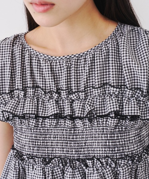SOEMIN(ソミン)の「Shirred ribbon blouse/シャーリングリボンノースリーブブラウス(シャツ/ブラウス・レディース・ホワイト/チェック/ブラック・FREE)」の19枚目の写真